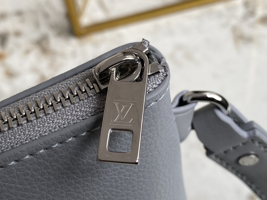 L*ouis V*uitton Bag Top Quality 30*22*5cm