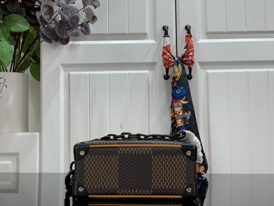 L*ouis V*uitton Bag Top Quality 18.5*13*8CM