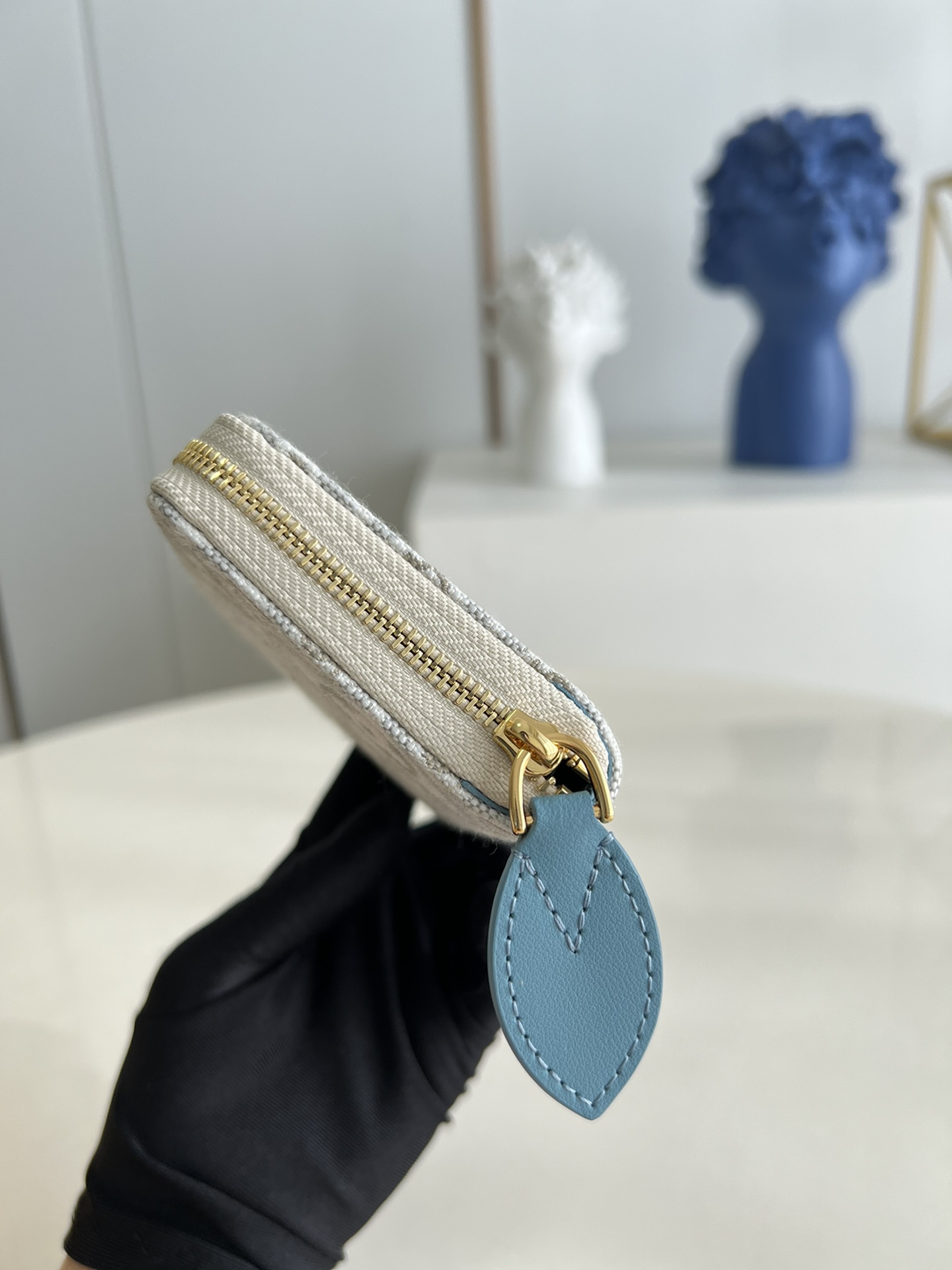 L*ouis V*uitton Bag Top Quality 11*8.5*2CM