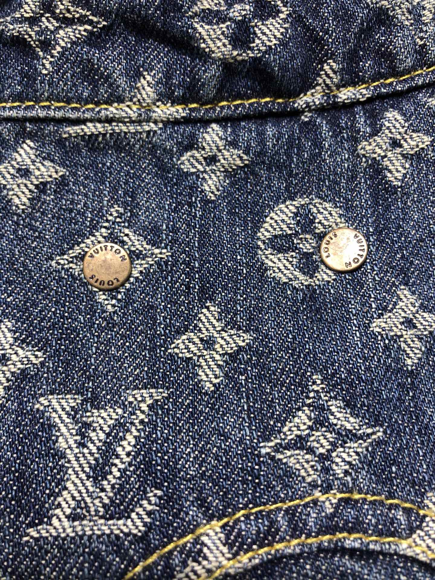 Men Jacket/Sweater Top Quality13