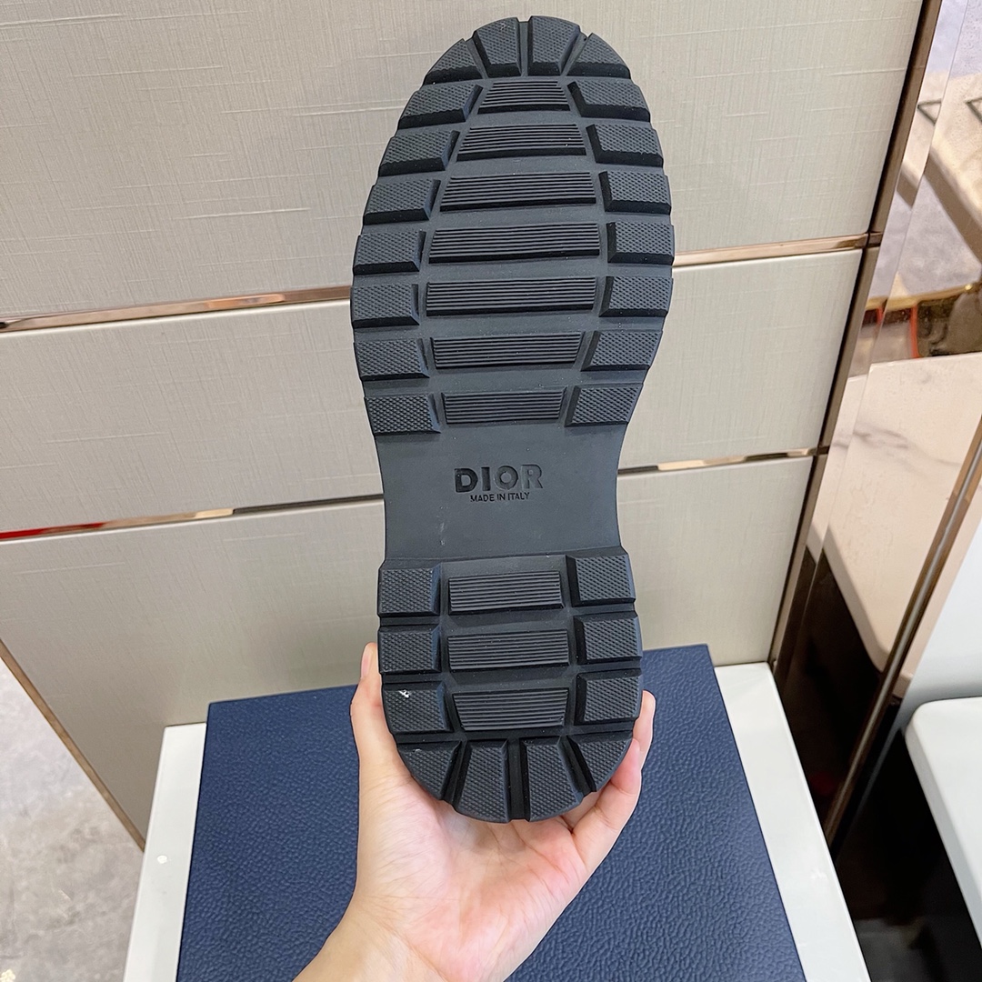 Men D*or Top Sneaker