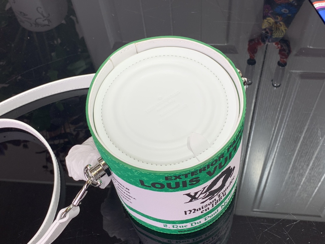 L*ouis V*uitton Bag Top Quality 13.5*17*7CM