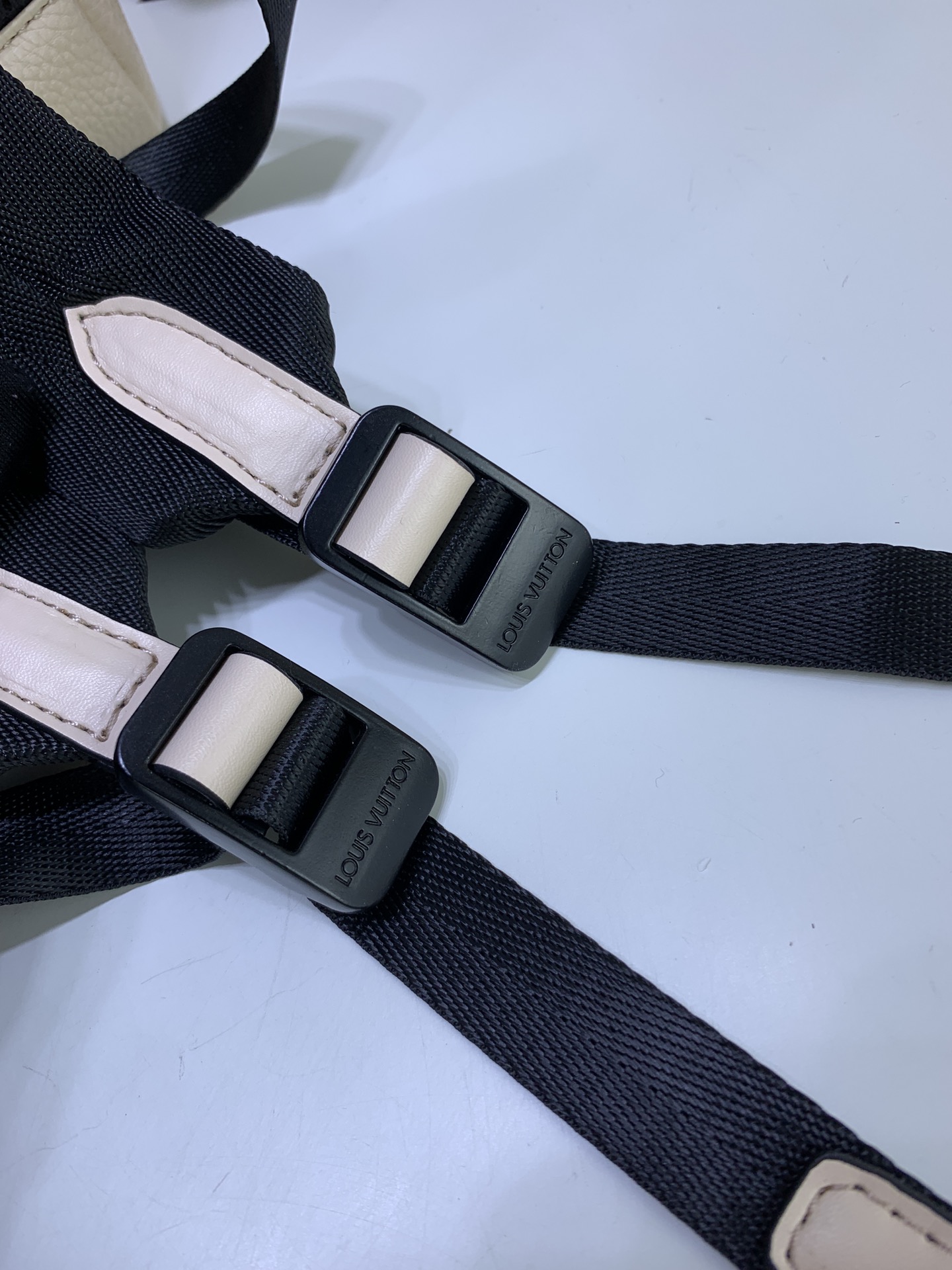 L*ouis V*uitton Bag Top Quality 30*42*17CM