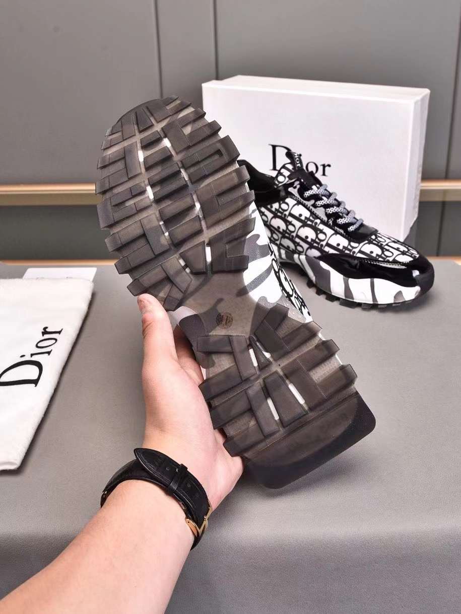 Men D*ior Top Sneaker