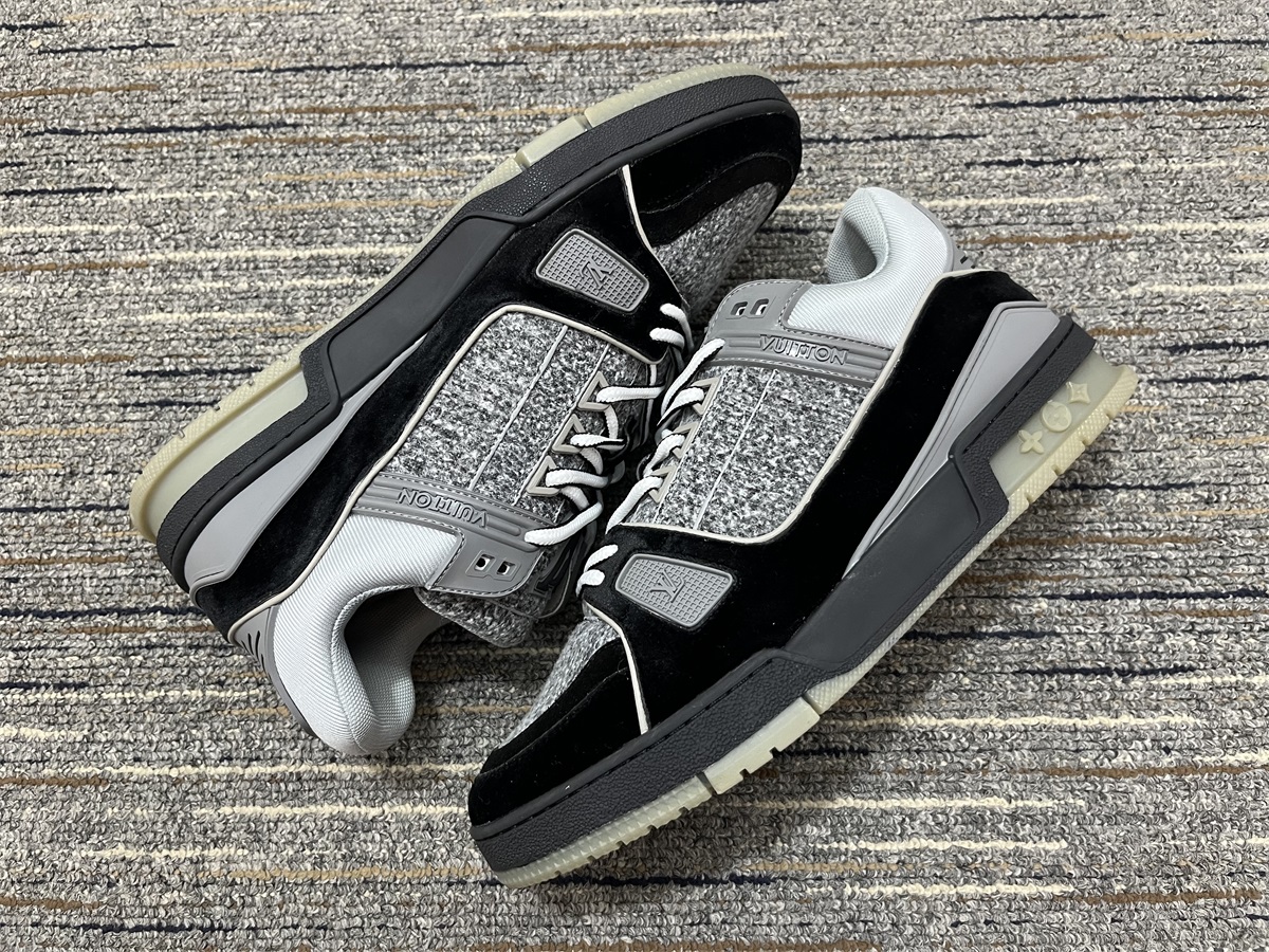 Men L*ouis V*uitton Top Sneakers