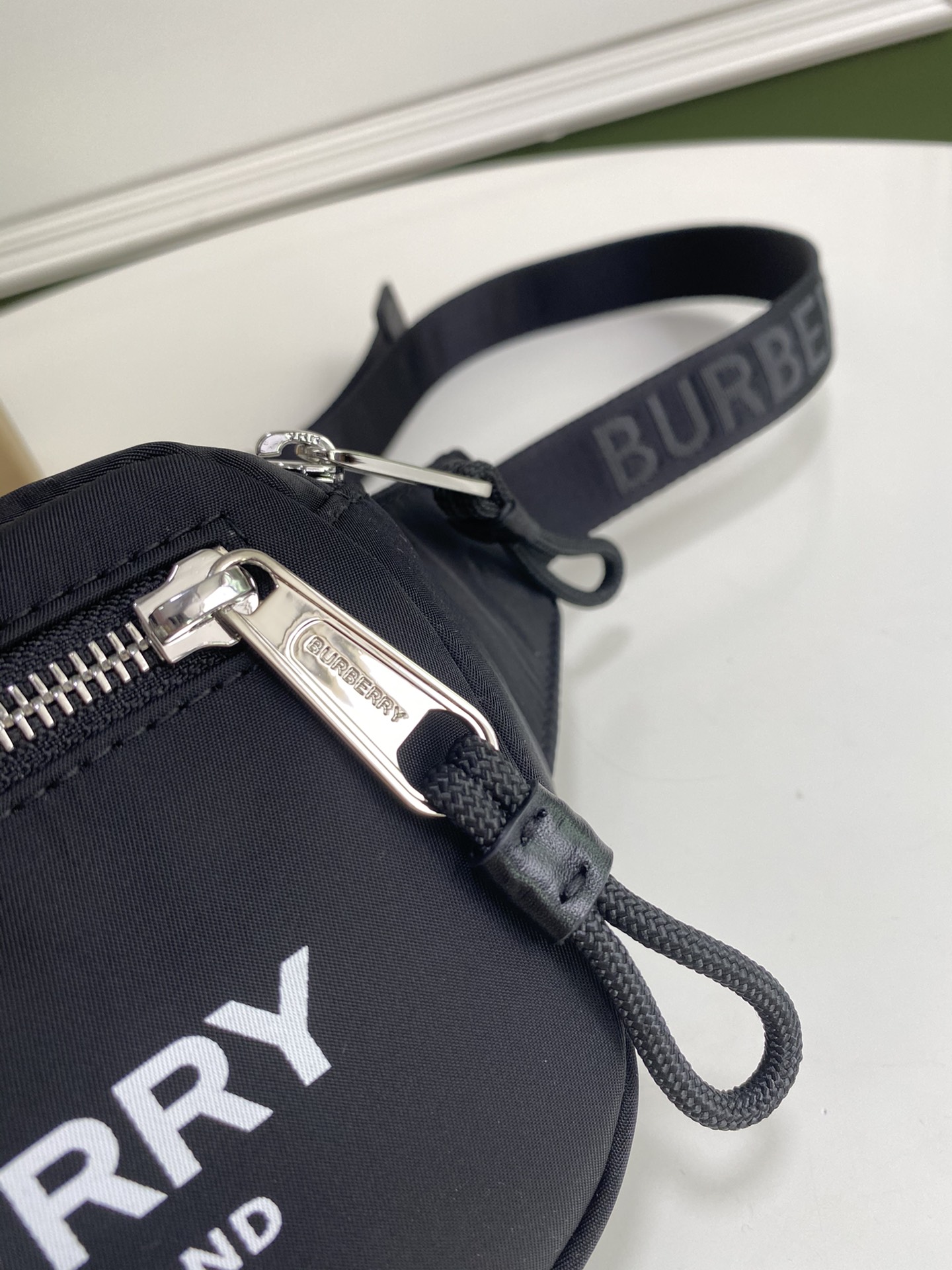 B*urberry Bag Top Quality 18.5*3.7*12.5cm