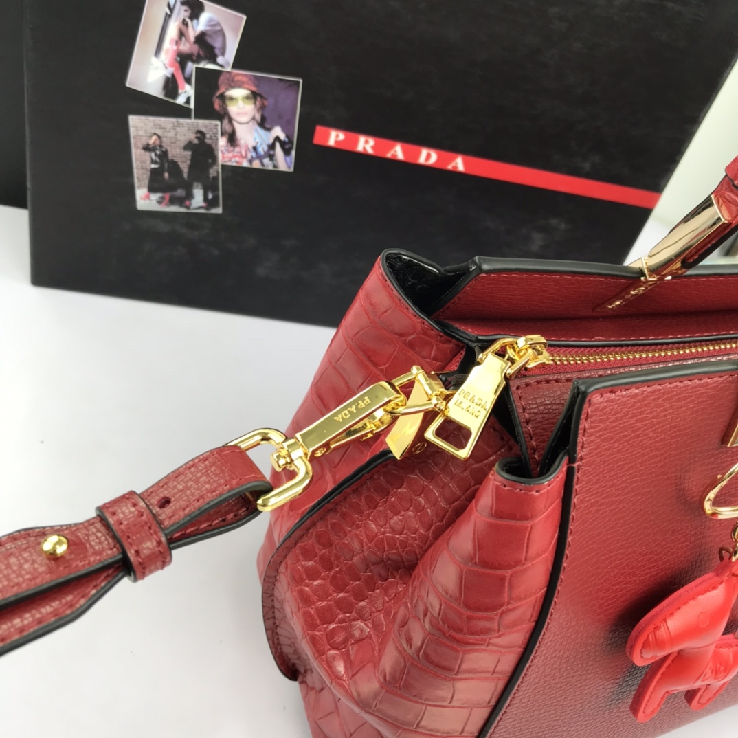 P*rada Top Bag 30*23*13cm