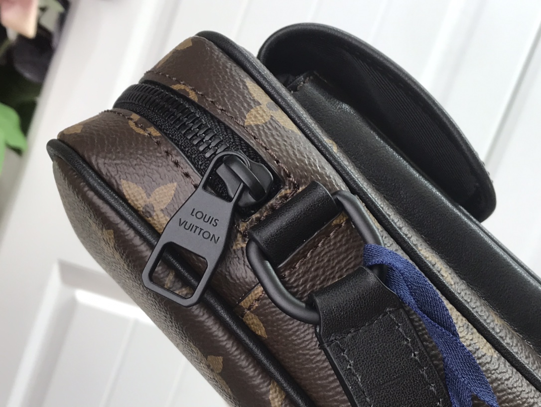 L*ouis V*uitton Bag Top Quality 15*17*8CM