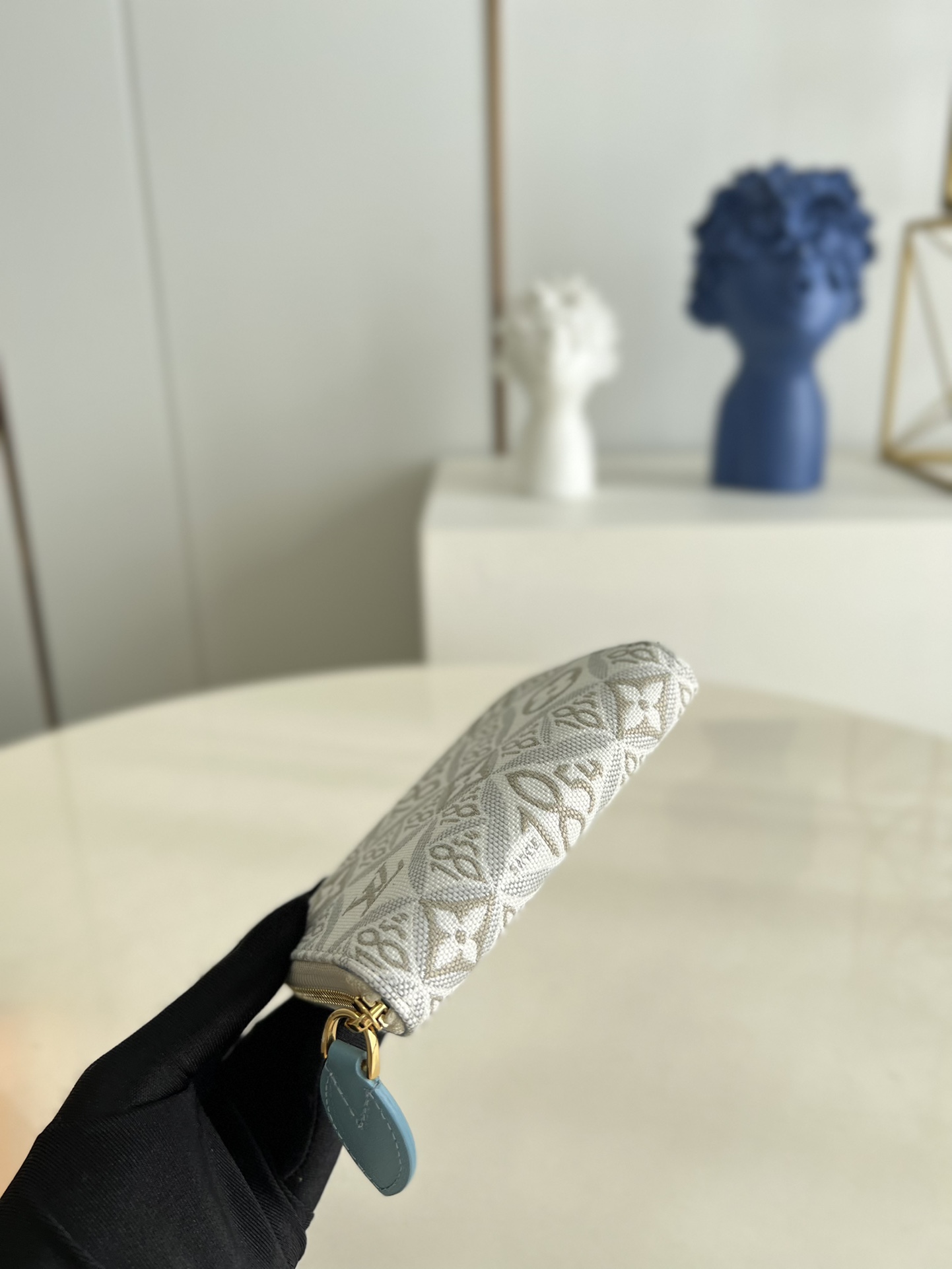 L*ouis V*uitton Bag Top Quality 11*8.5*2CM