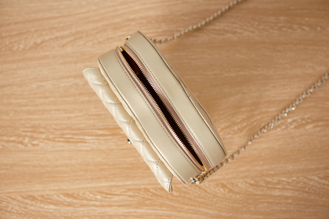 C*hanel Top Bag 18*16.5*6.5CM