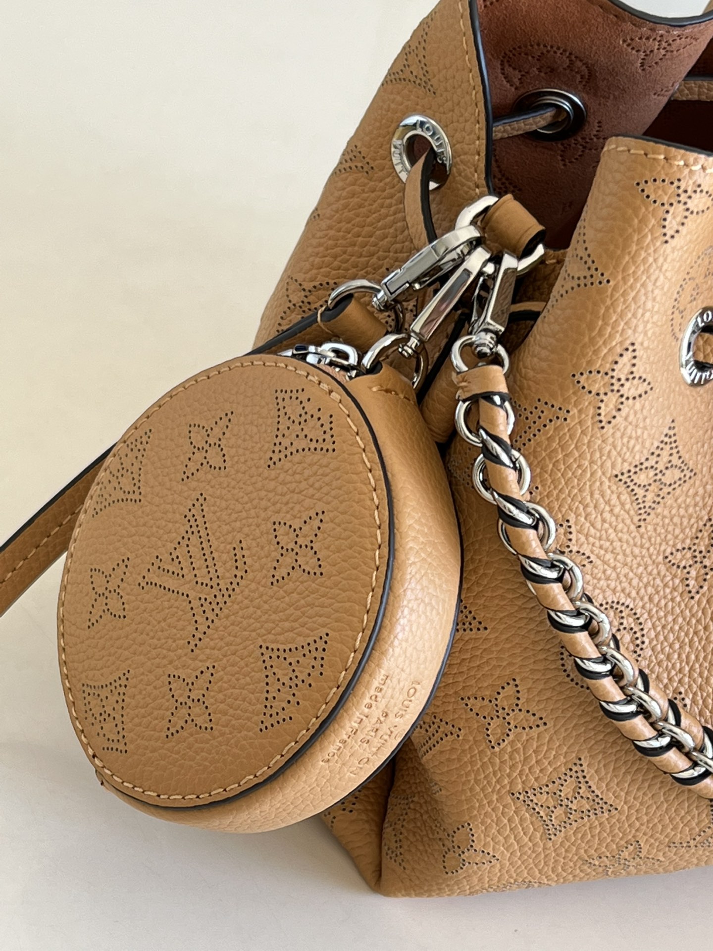 L*ouis V*uitton Bag Top Quality 19*22*14cm