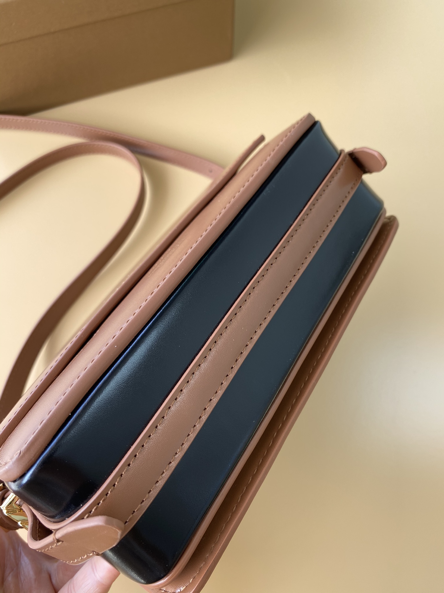 B*urberry Bag Top Quality 19.5*7*16cm