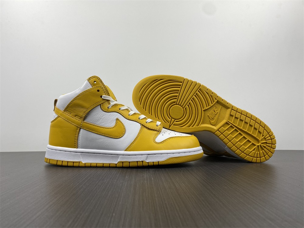 from Nike SB Dunk High Dark Sulfu DD1869-106