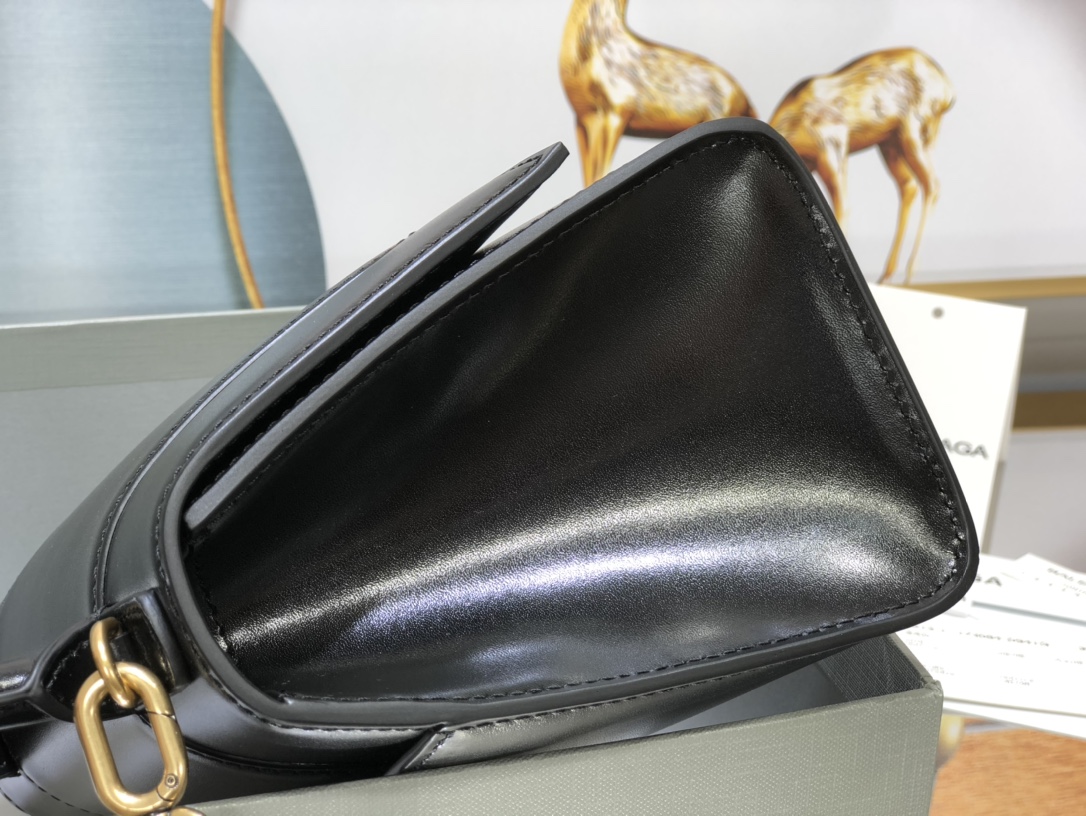 B*alenciaga Bag Top Quality