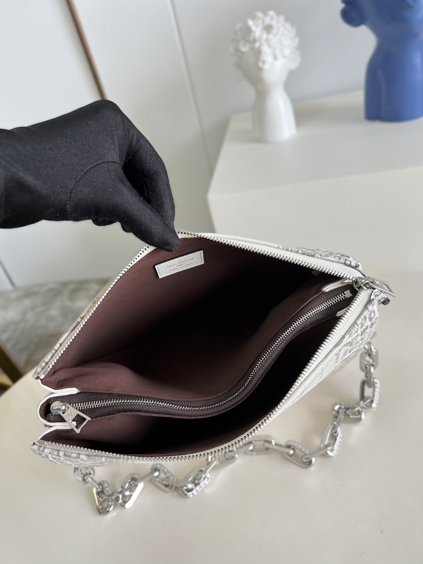 L*ouis V*uitton Top Bag 26*20*12CM