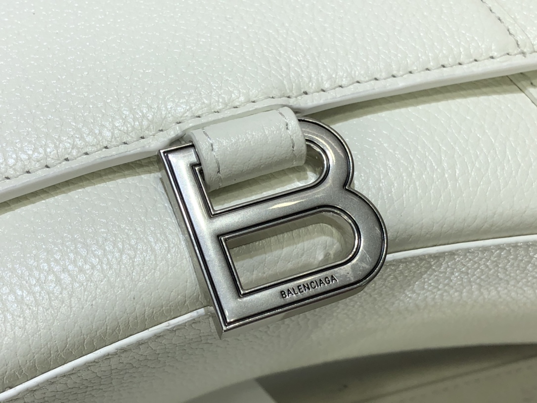 B*alenciaga Bag Top Quality