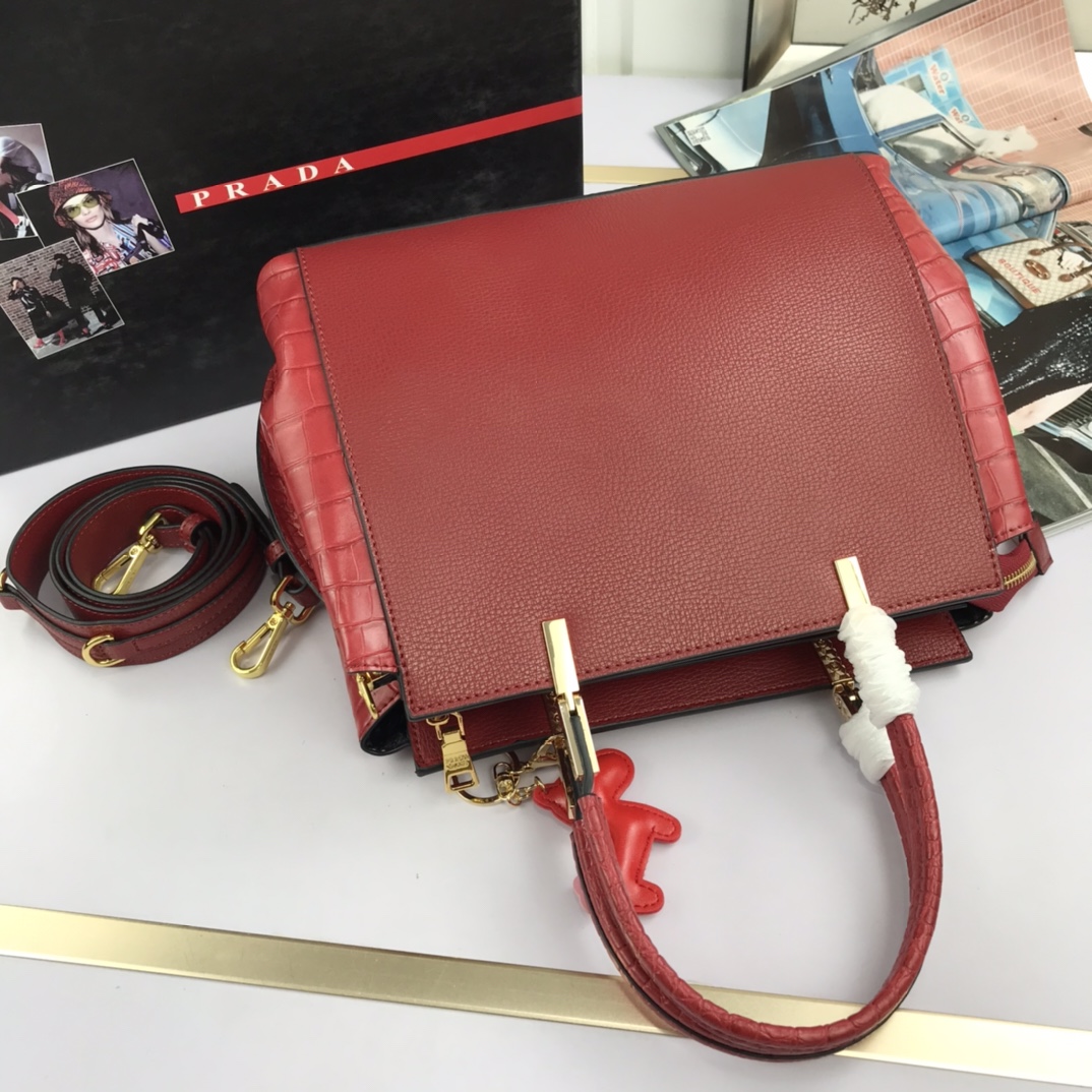 P*rada Top Bag 30*23*13cm