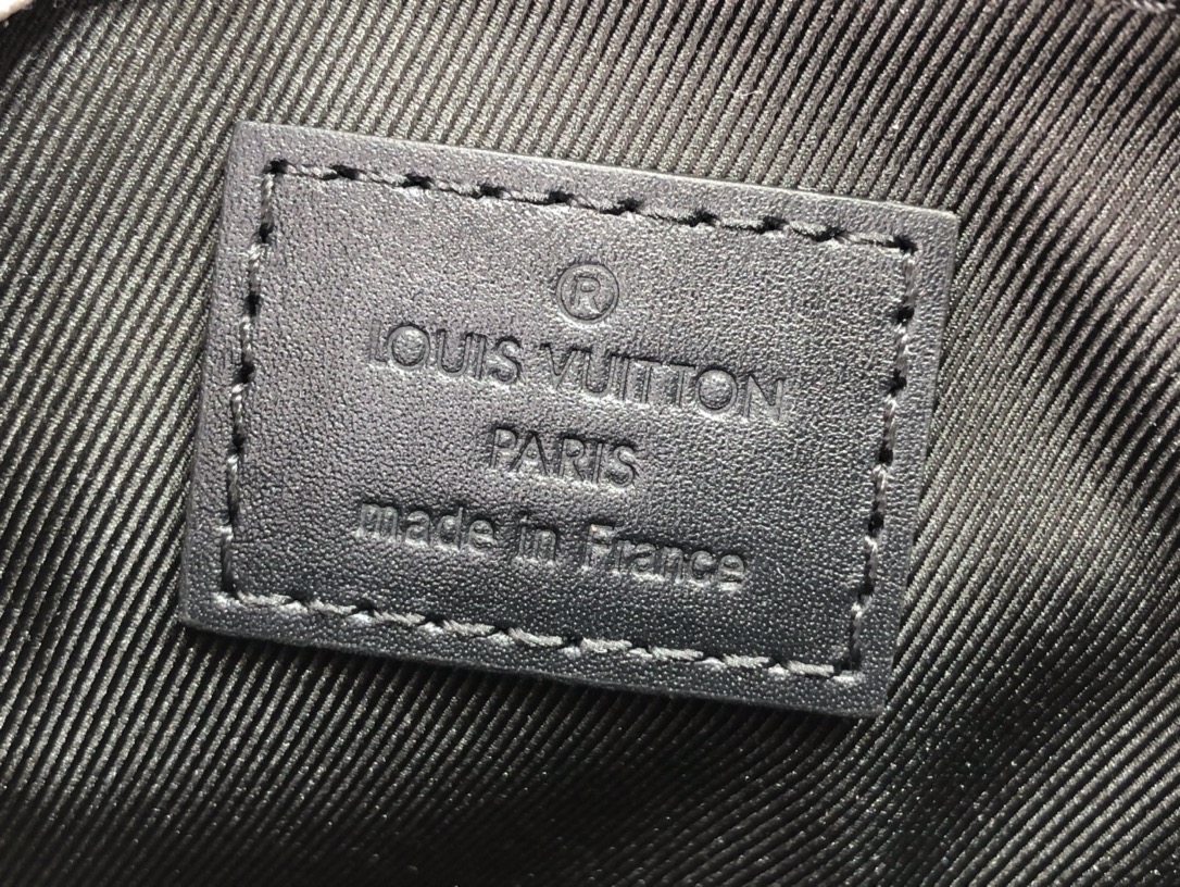 L*ouis V*uitton Top Bag 14*19.5*5cm