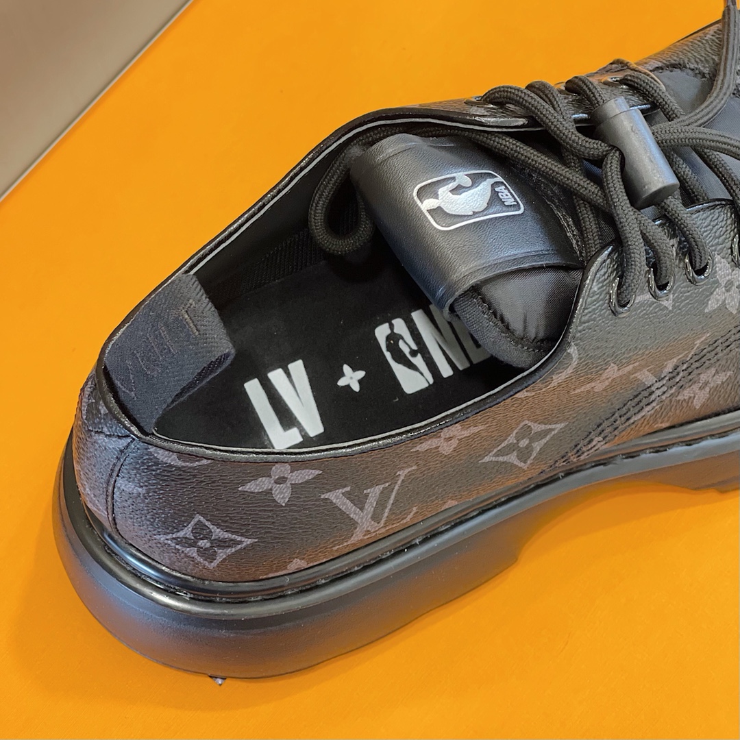 Men L*ouis V*uitton Top Sneaker