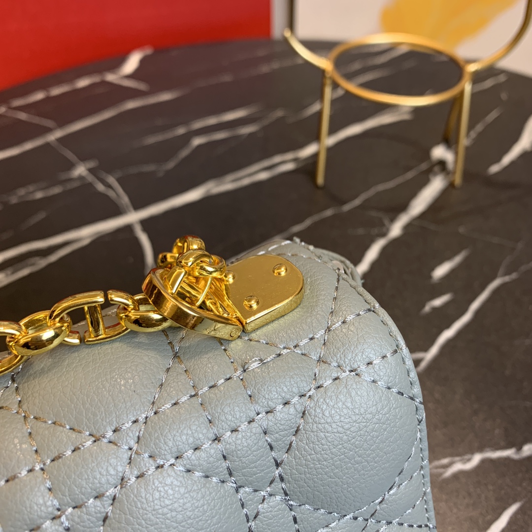 D*ior Bag Top Quality 20*12*7CM