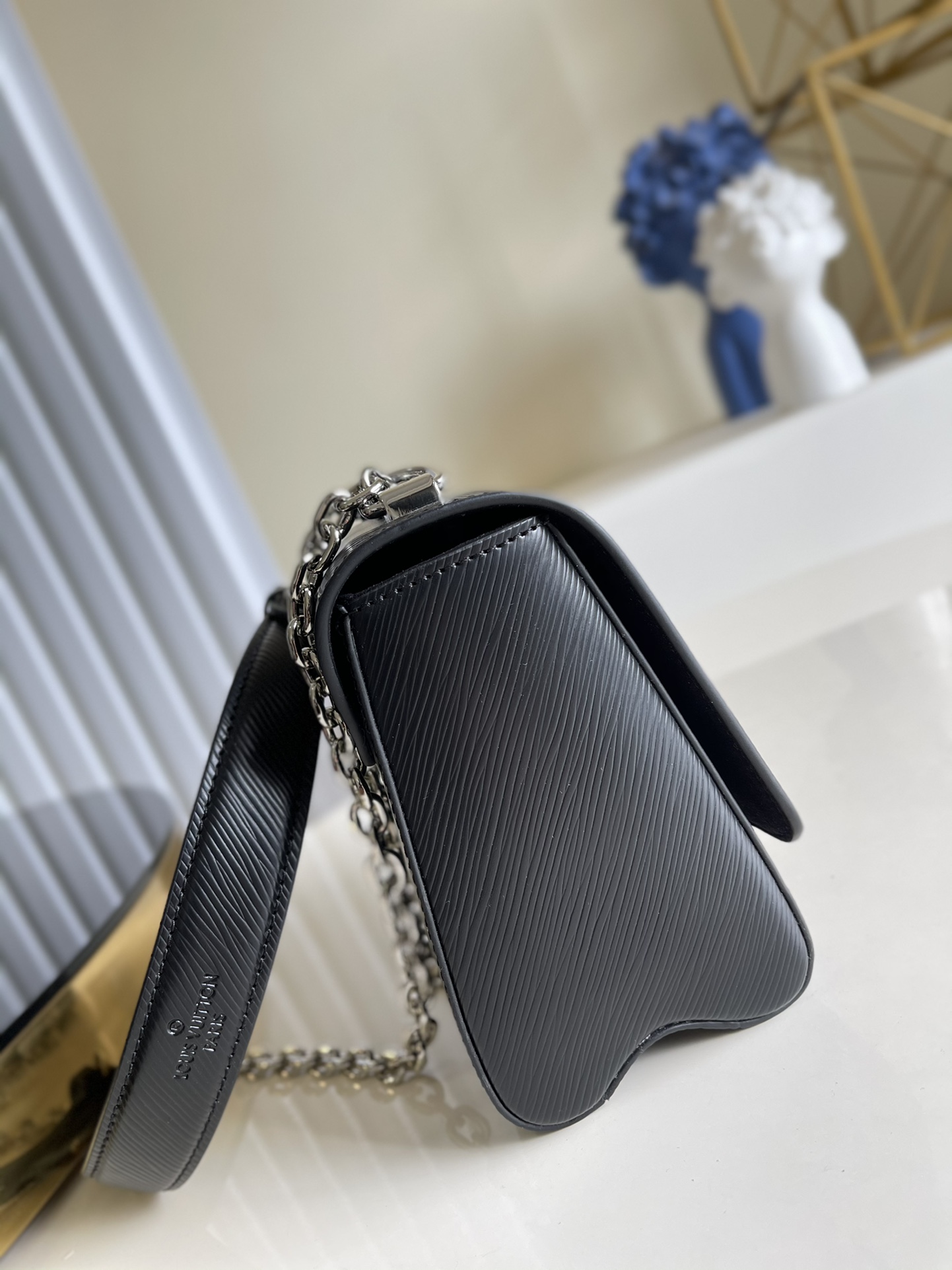 L*ouis V*uitton Bag Top Quality 23 x 17 x 9.5cm