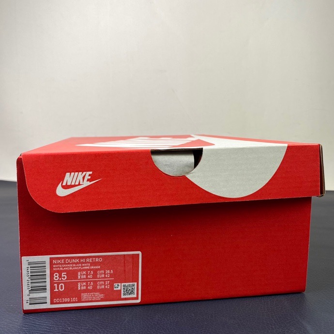 from Nike SB Dunk High Syracuse DD1399-101