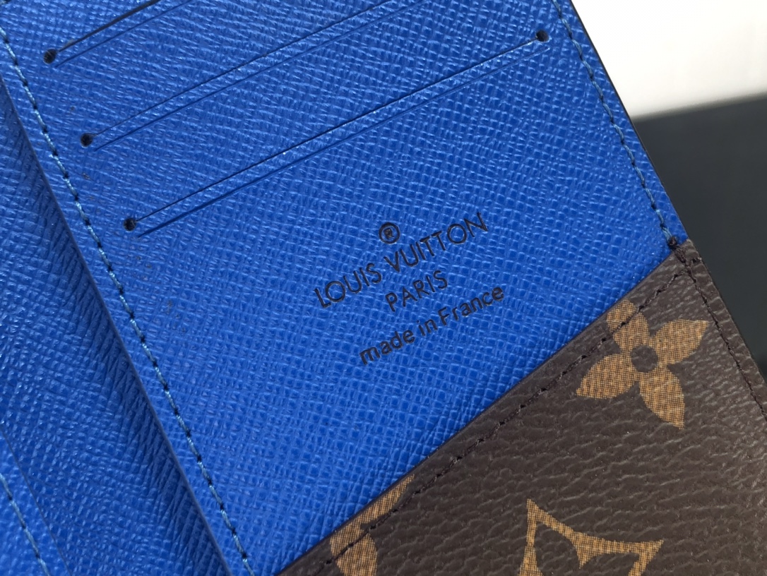 L*ouis V*uitton Bag Top Quality 8*11*1CM