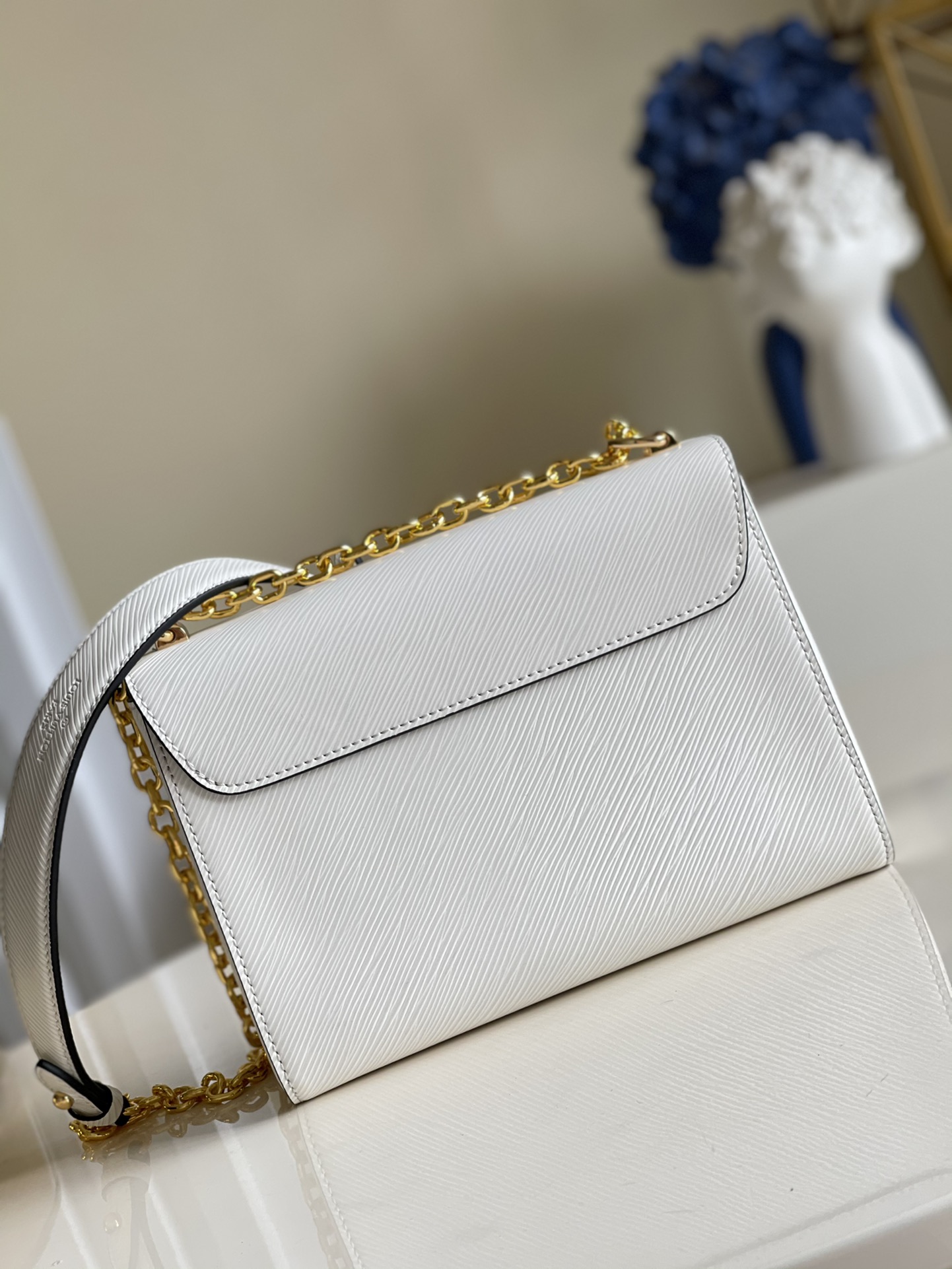 L*ouis V*uitton Bag Top Quality 23 x 17 x 9.5cm