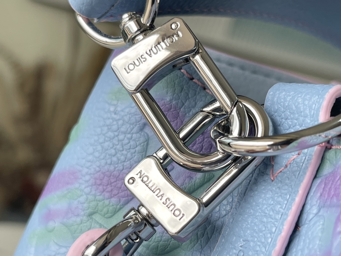 L*ouis V*uitton Top Bag 20*20*13cm