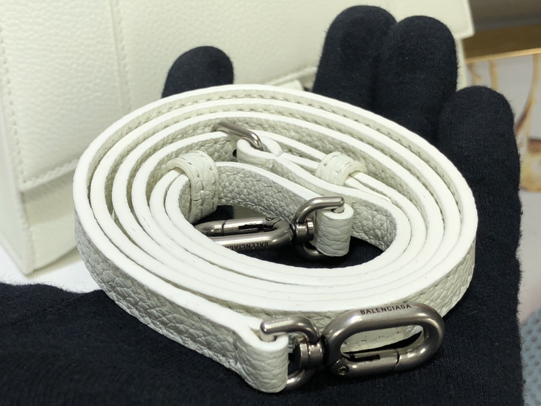 B*alenciaga Bag Top Quality