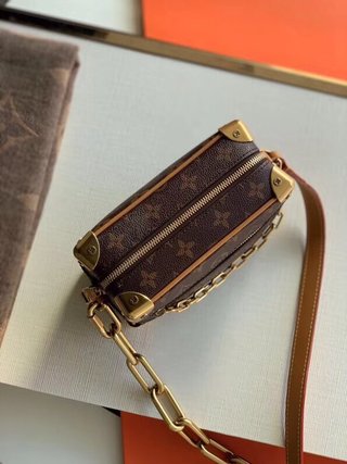 L*ouis V*uitton Bag Top Quality 18.5*13*8cm