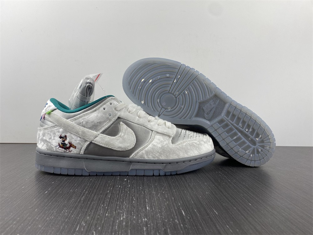 from Nike Dunk Low DO2326-001