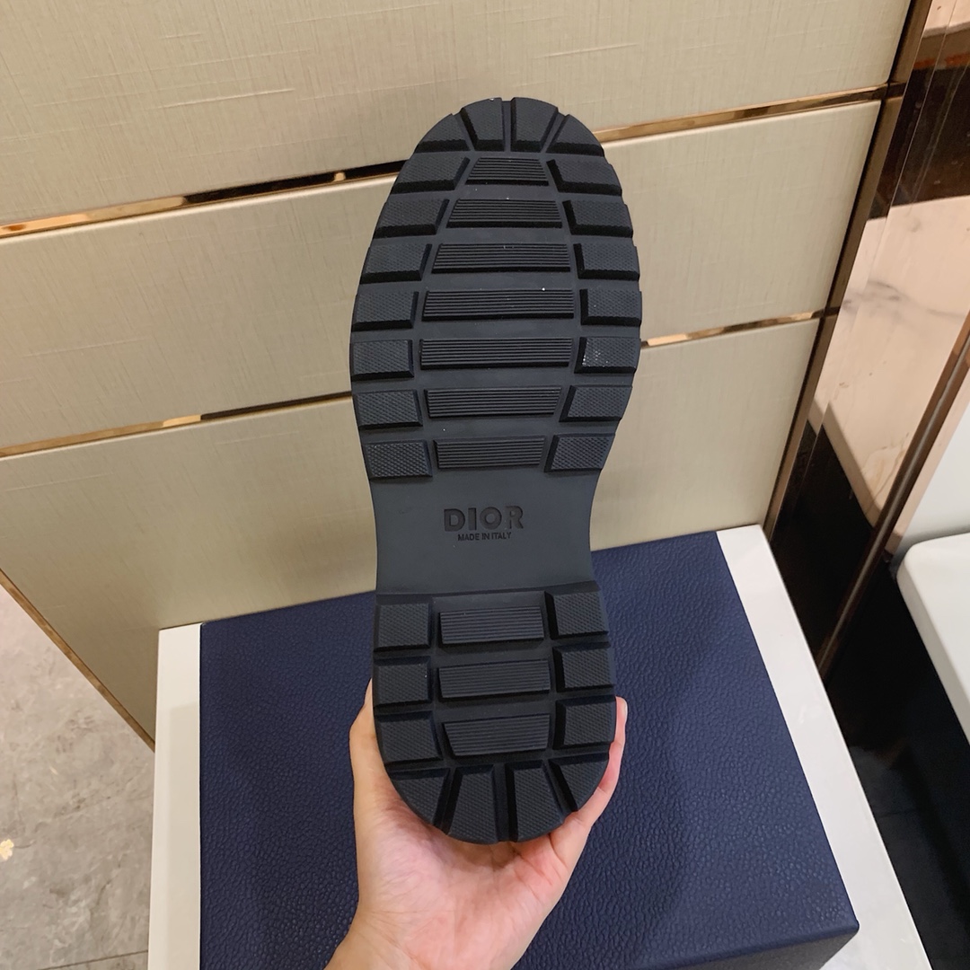 Men D*or Top Sneaker