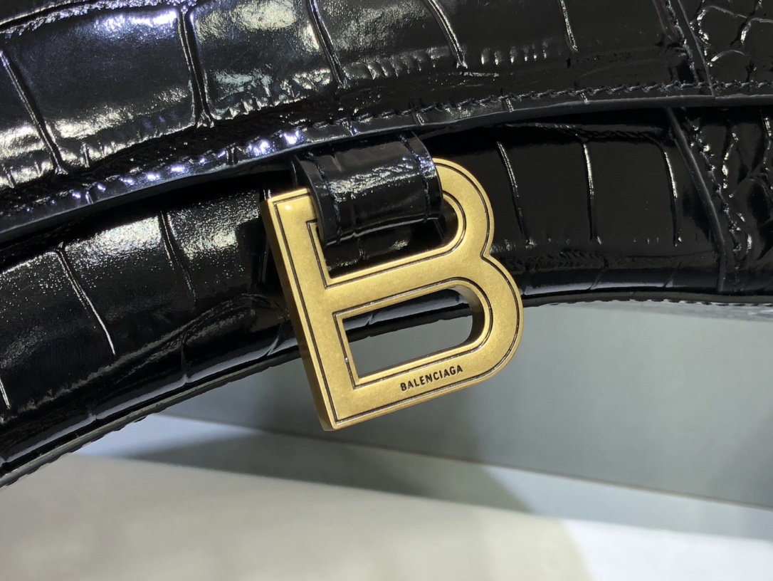 B*alenciaga Bag Top Quality