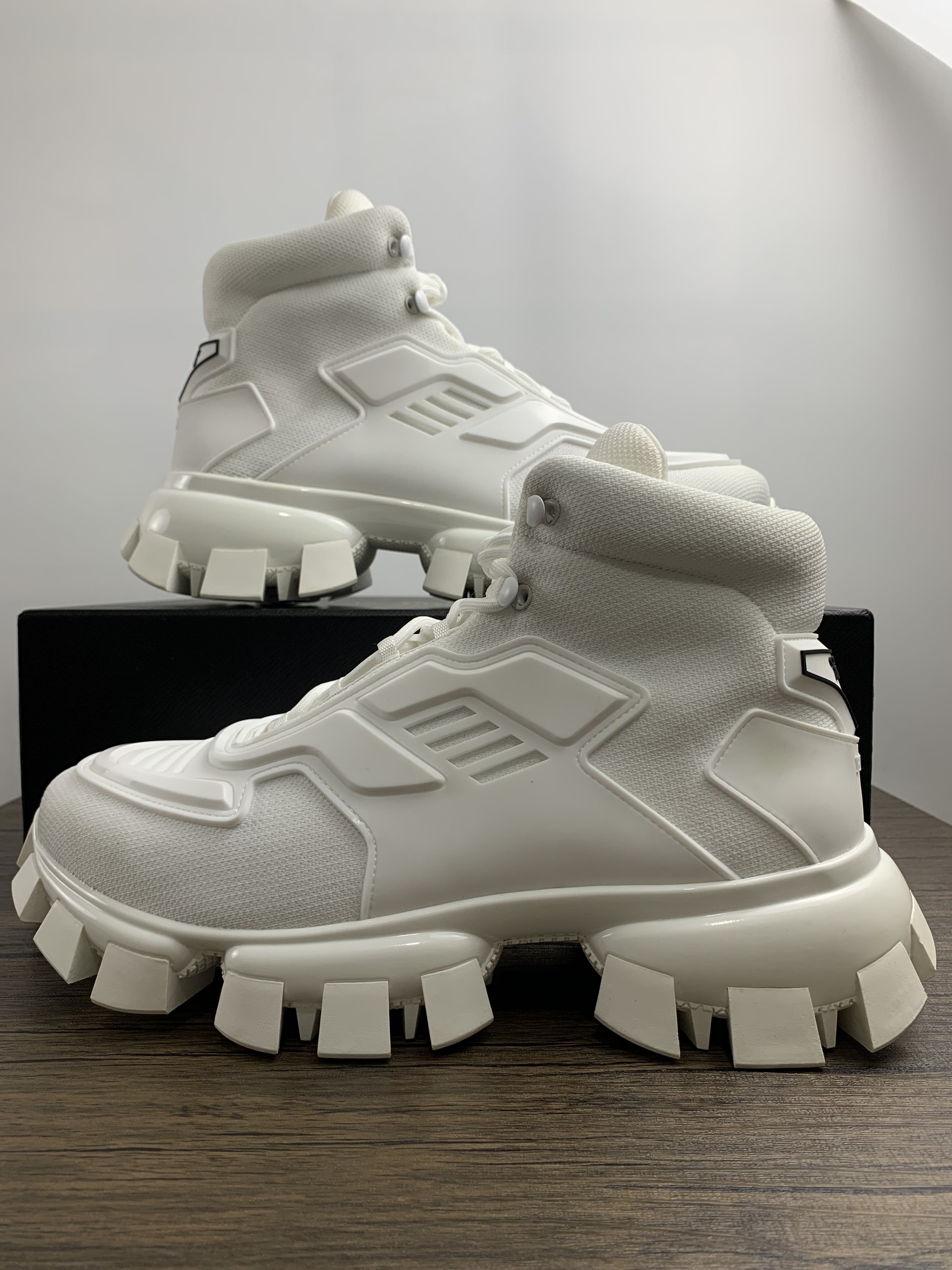 Men Women P*rada Top Sneaker