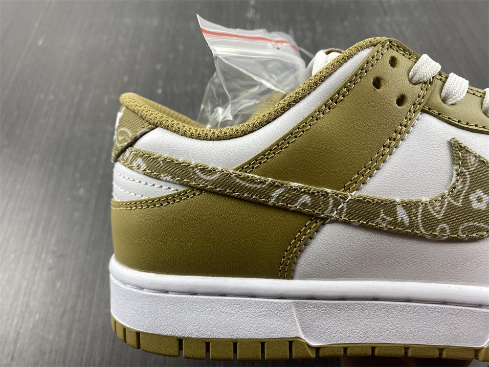 from Nike Dunk Low Barley Paisley DH4401-104