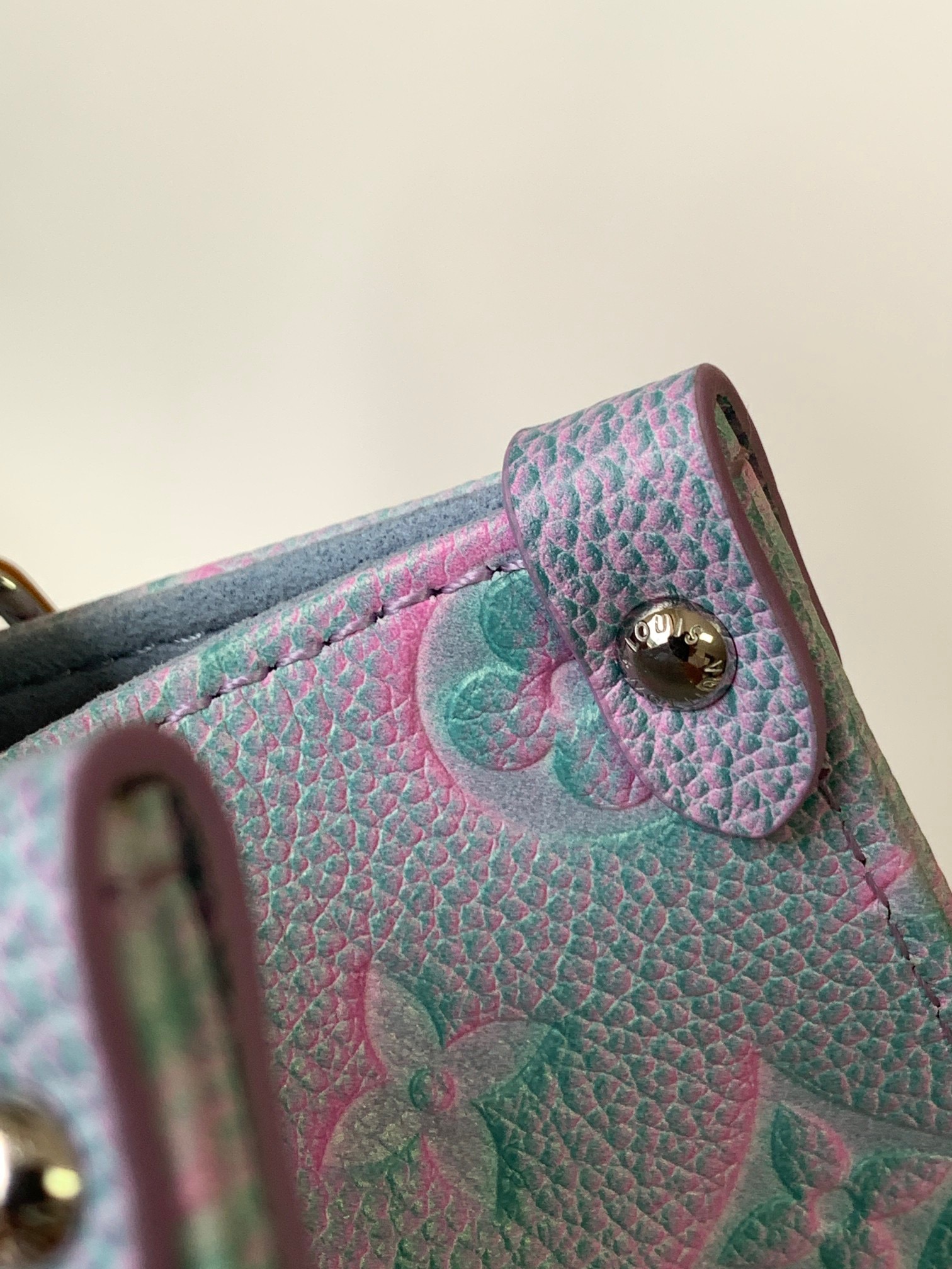 Lady L*ouis V*uitton M46067 onthego tote handbag Top Quality 25*19*11.5cm