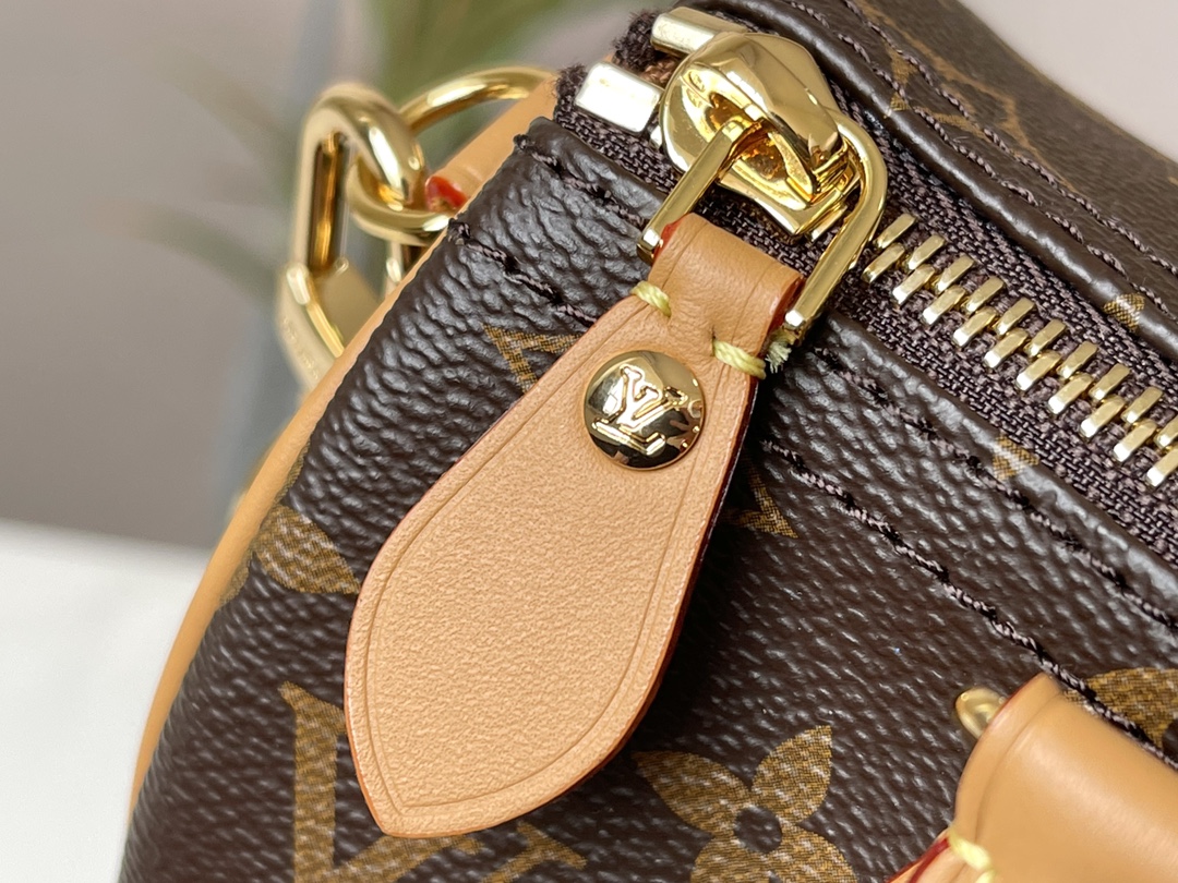 L*ouis V*uitton Top Bag 20*13*11CM