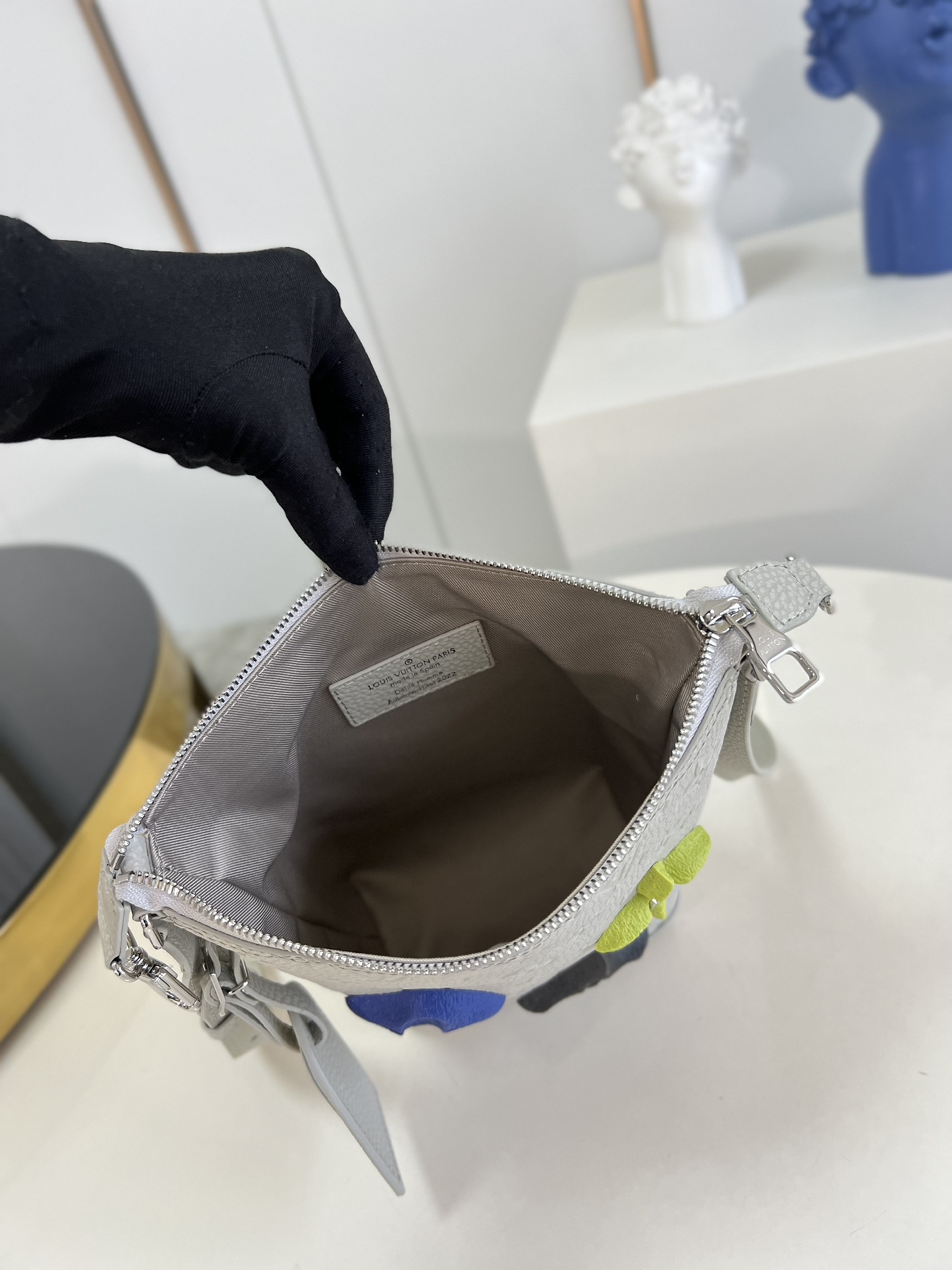 L*ouis V*uitton Top Bag 17*24*8.5CM