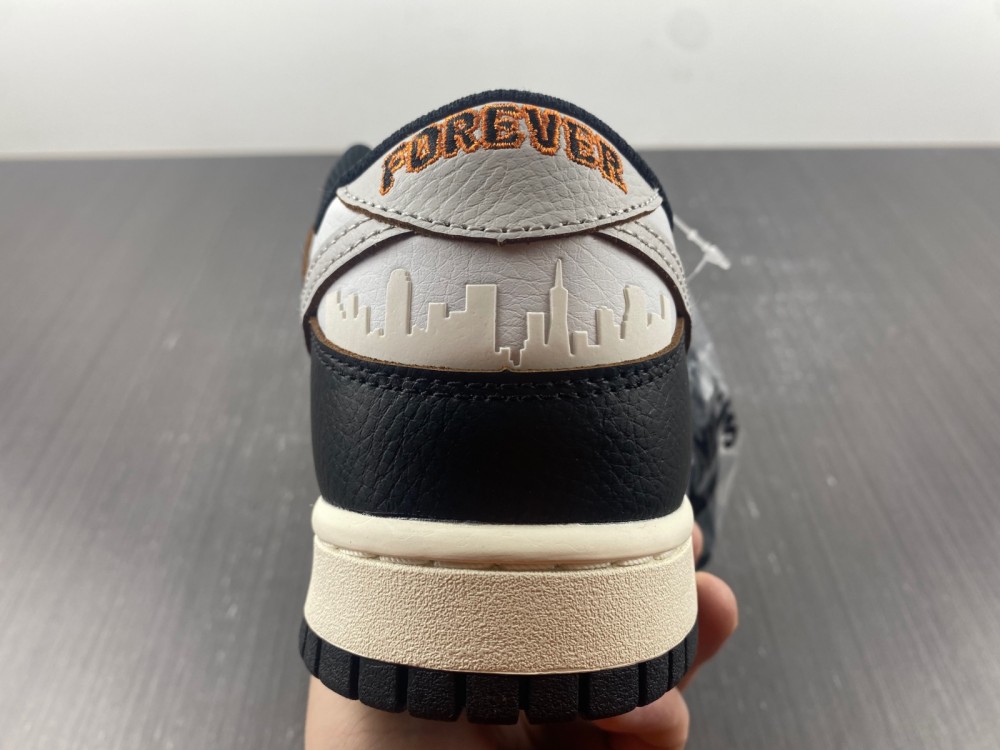 from HUF x Nike SB Dunk Low San Francisco FD8775-001