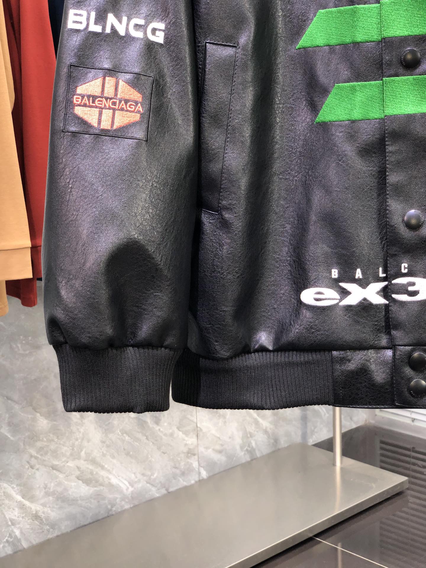 Men Jacket/Sweater Top Quality