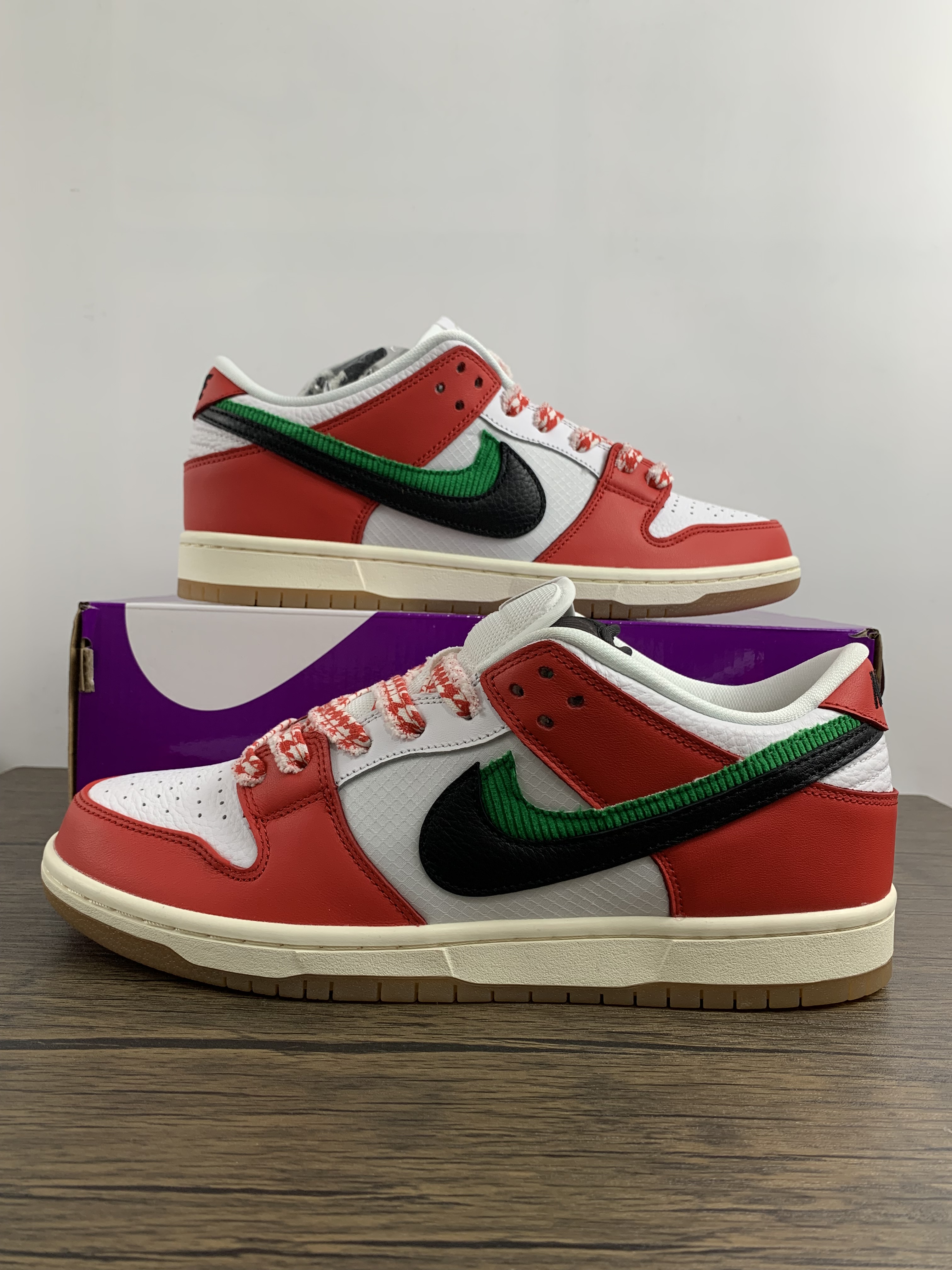 from Nike SB Dunk Low +f*rame skate