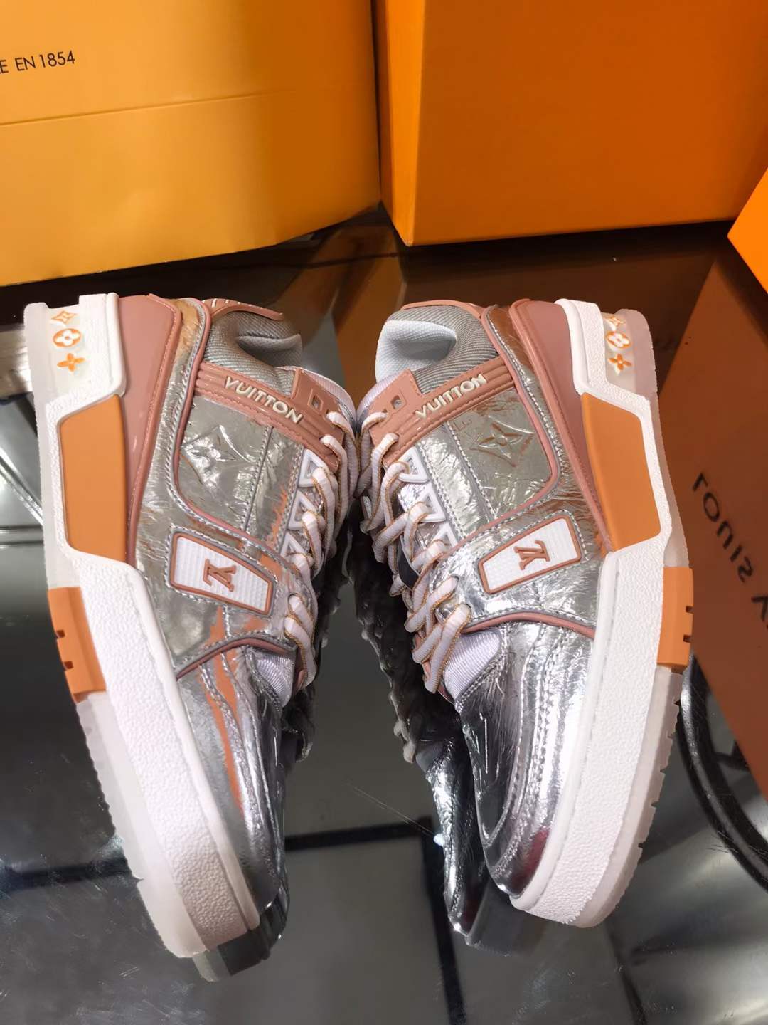 Men Women L*ouis V*uitton Sneakers Maikesneakers