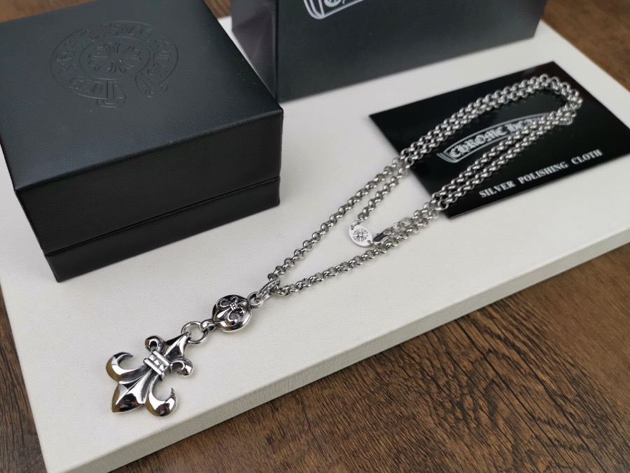 Necklace C*hrome H*earts