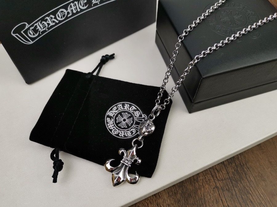 Necklace C*hrome H*earts