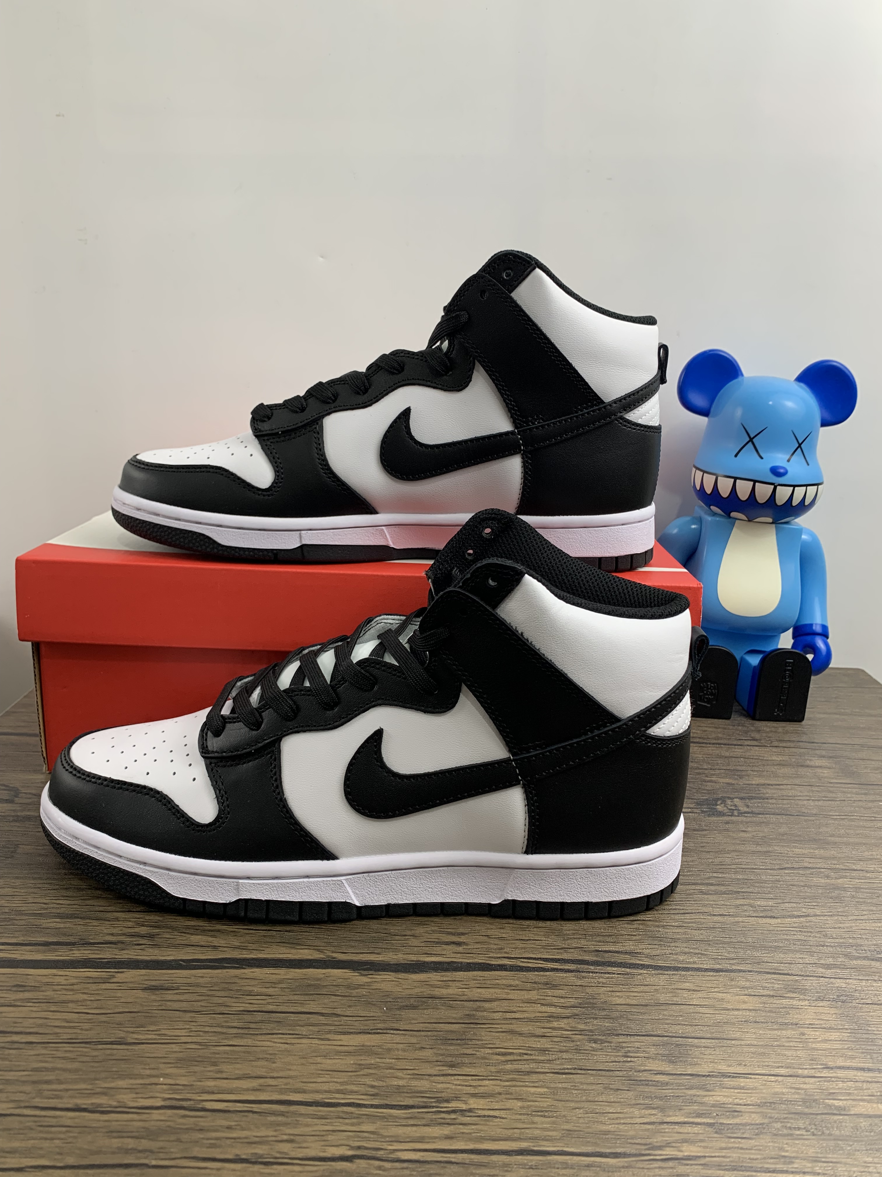 from Nike SB Dunk low pro High