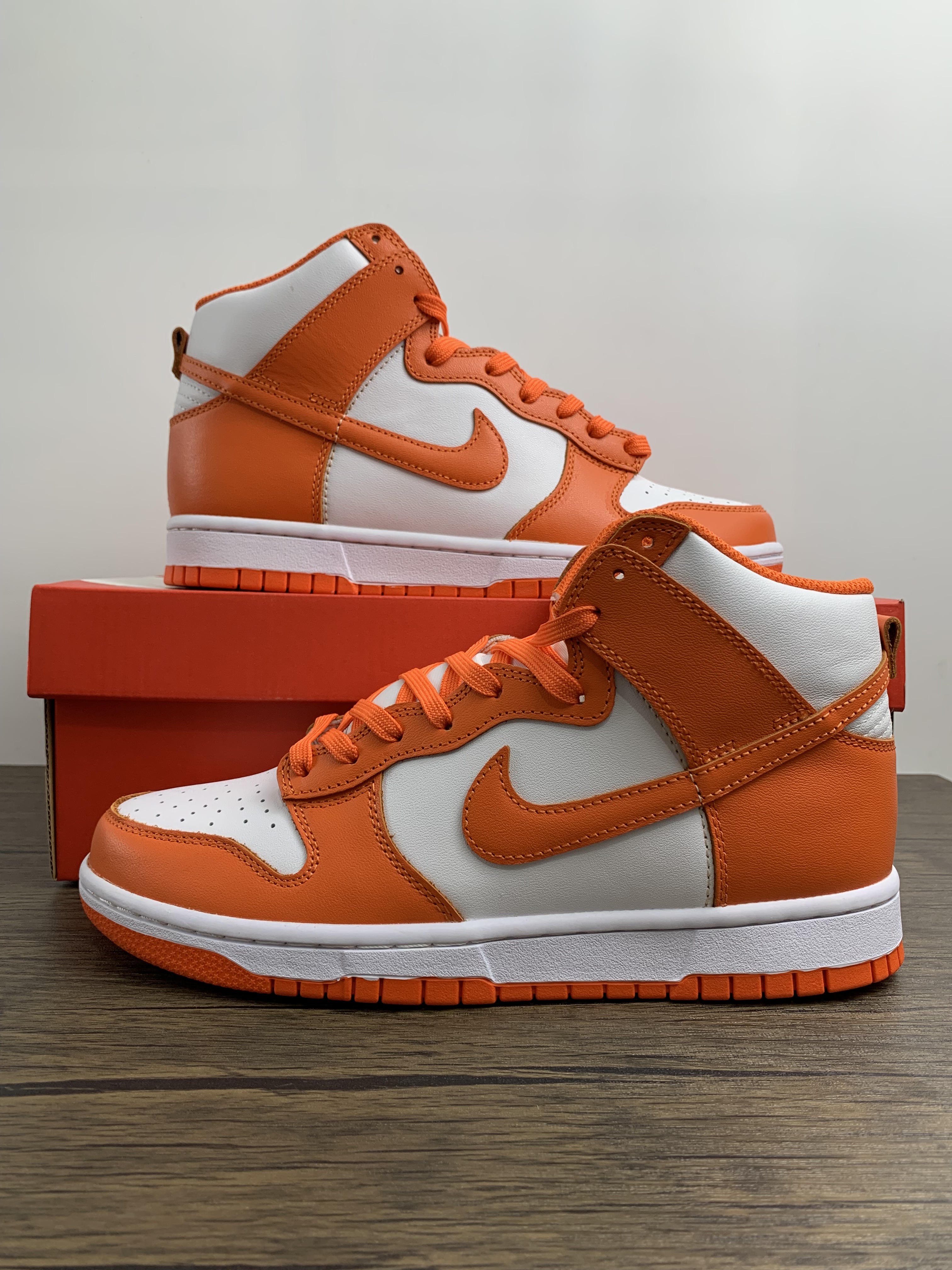 from Nike SB Dunk low pro High