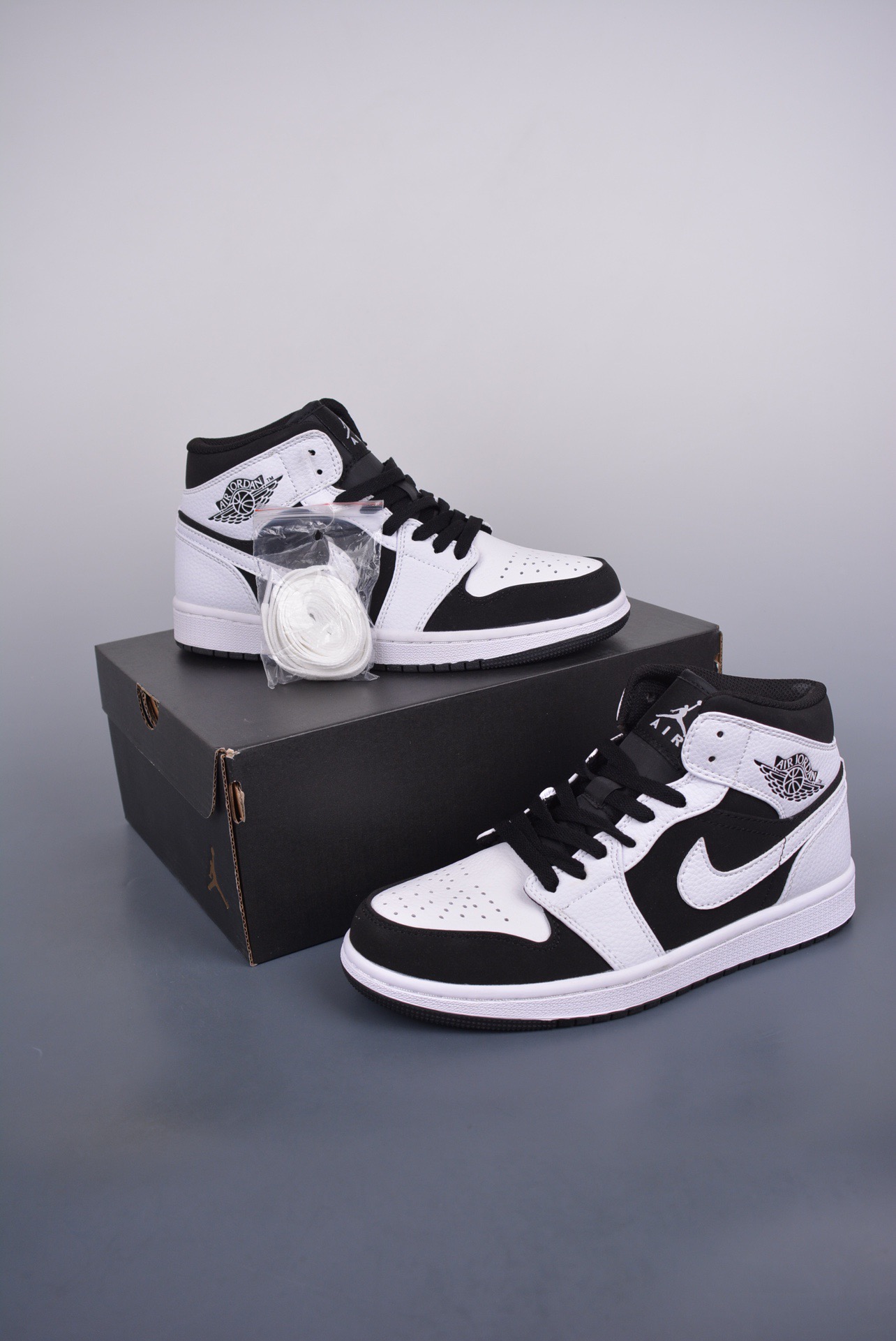 Nike Air Jordan 1 High AJ1