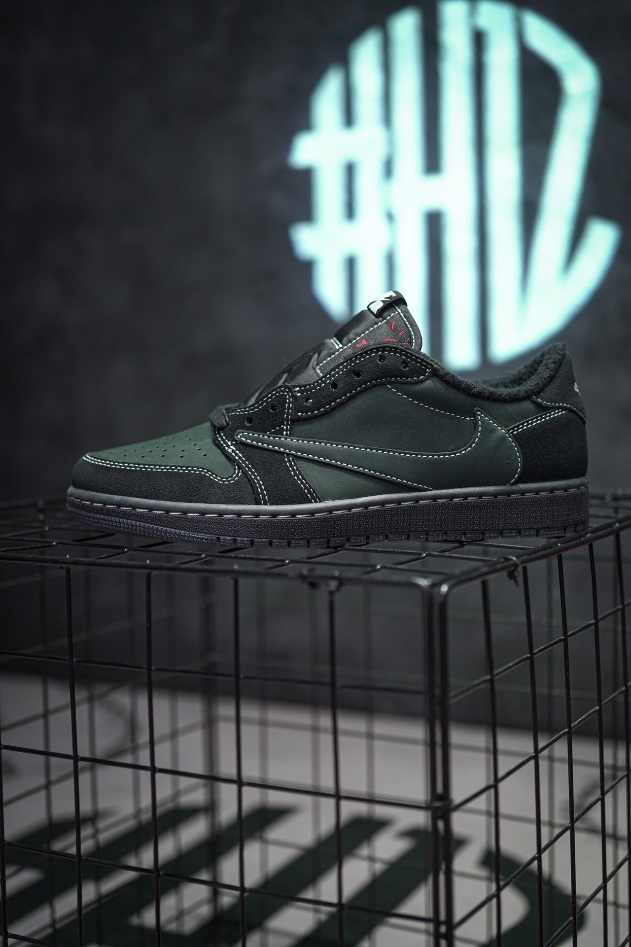 T*ravis S*cott Nike Air Jordan 1 low AJ1