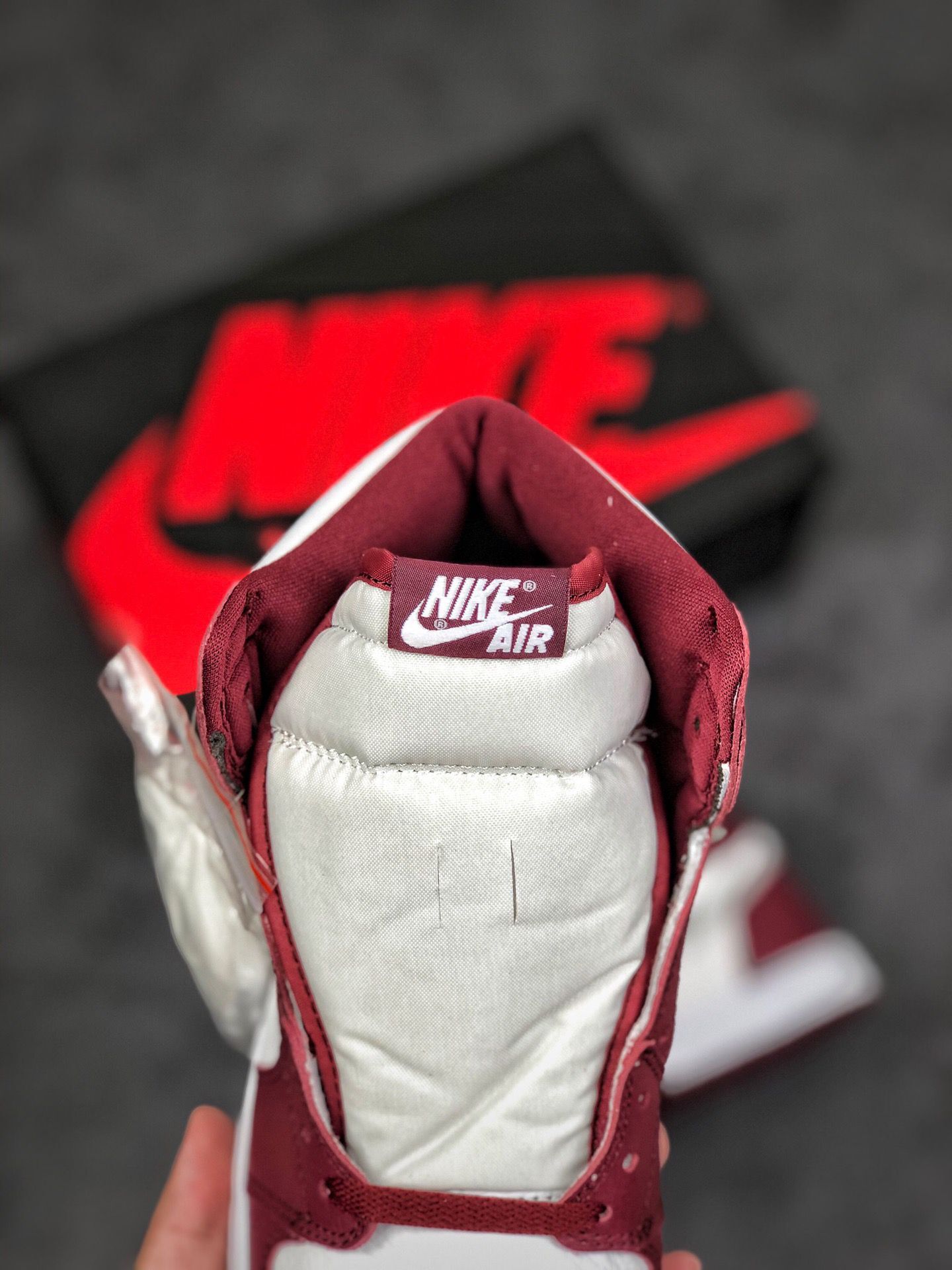 Nike Air Jordan 1 High AJ1